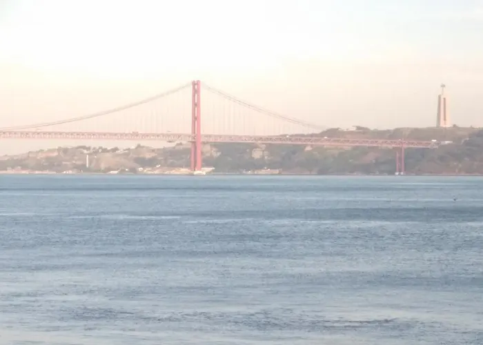 Sun House Belem - Free Parking And View Tower Lejlighed *